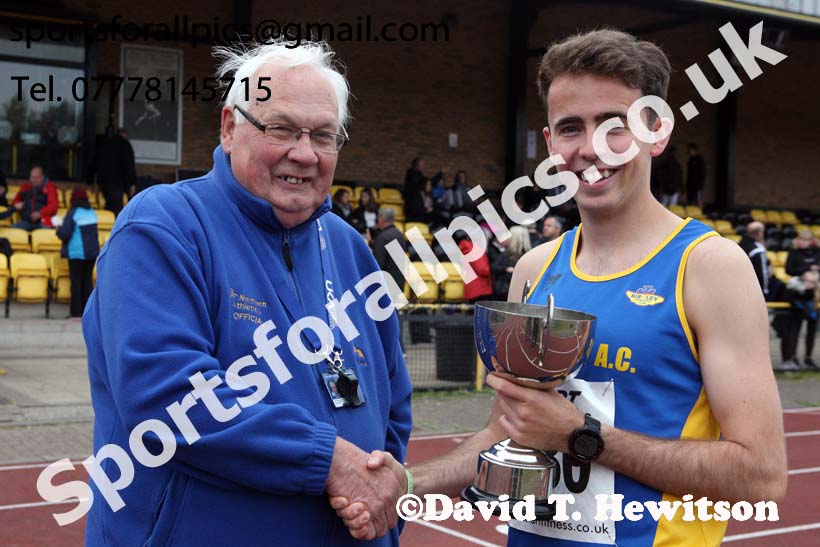 Jimmy Hedley 800 metres Challenge Cup, North Eastern Grand Prix, Monkton Stadium, Jarrow. Photo: David T. Hewitson/Sports for All Pics